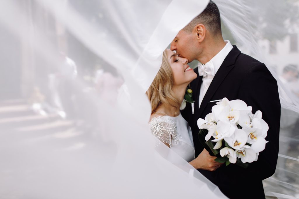 Cauți Locații de Nuntă în București? Descoperă Casa Brândușa